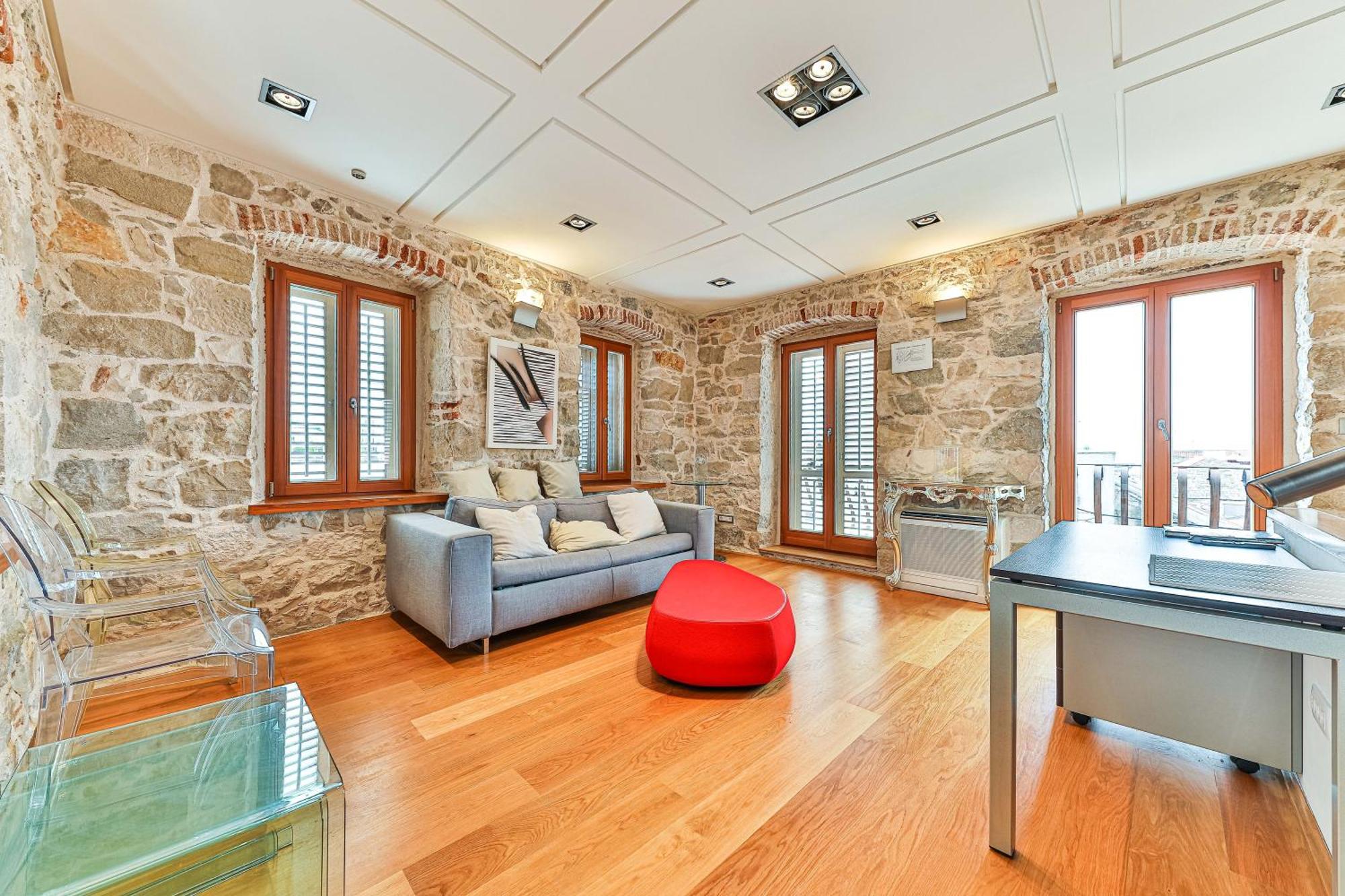 Augubio Penthouse Apartment Split Exterior photo